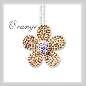 fCW[y_g[necklace-flower-daisy]